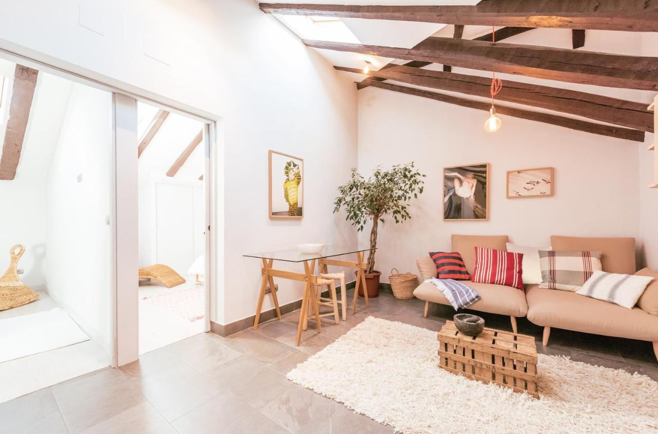 Bohemian 2Bedroom Attic In Lavapies Madrid Exterior photo