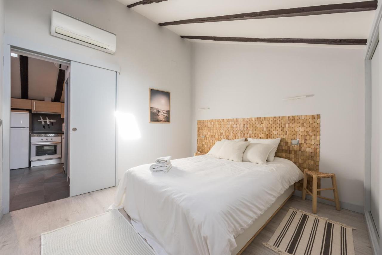 Bohemian 2Bedroom Attic In Lavapies Madrid Exterior photo