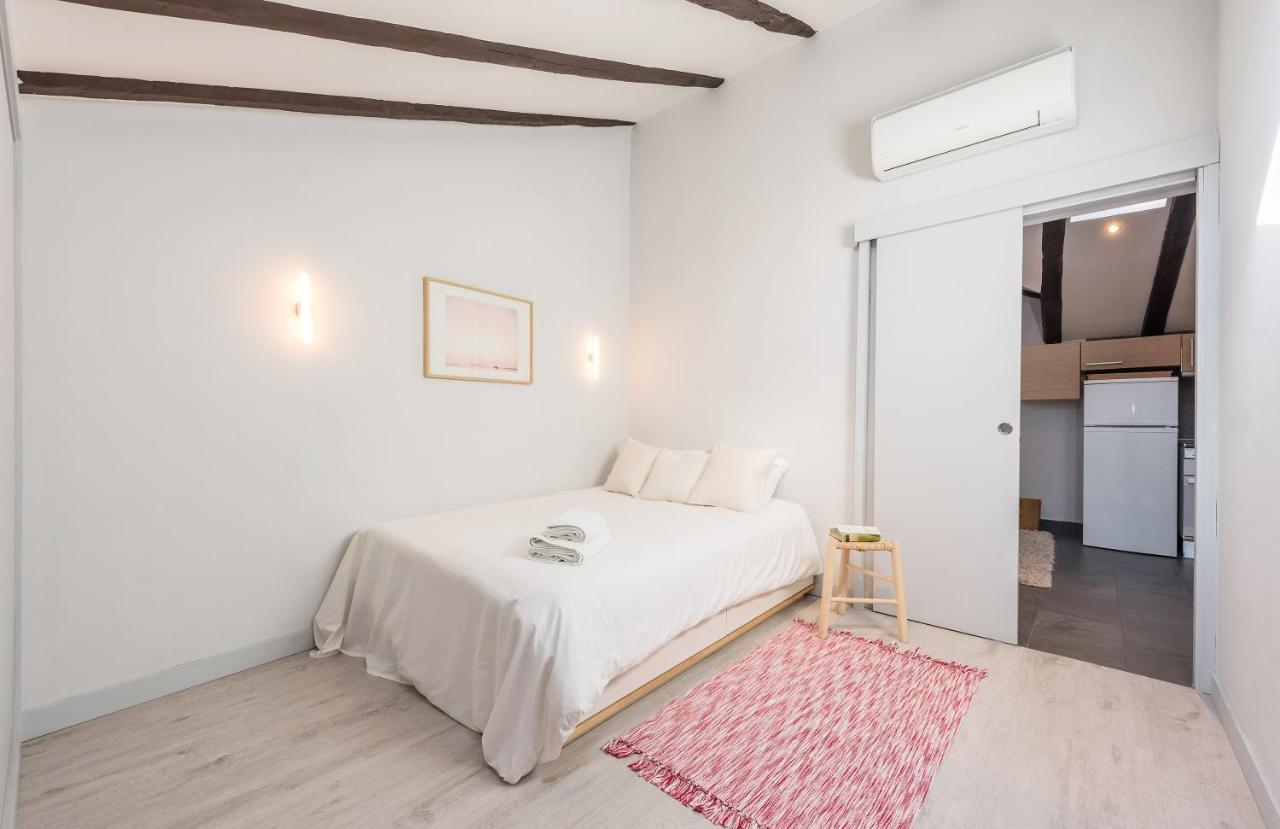 Bohemian 2Bedroom Attic In Lavapies Madrid Exterior photo