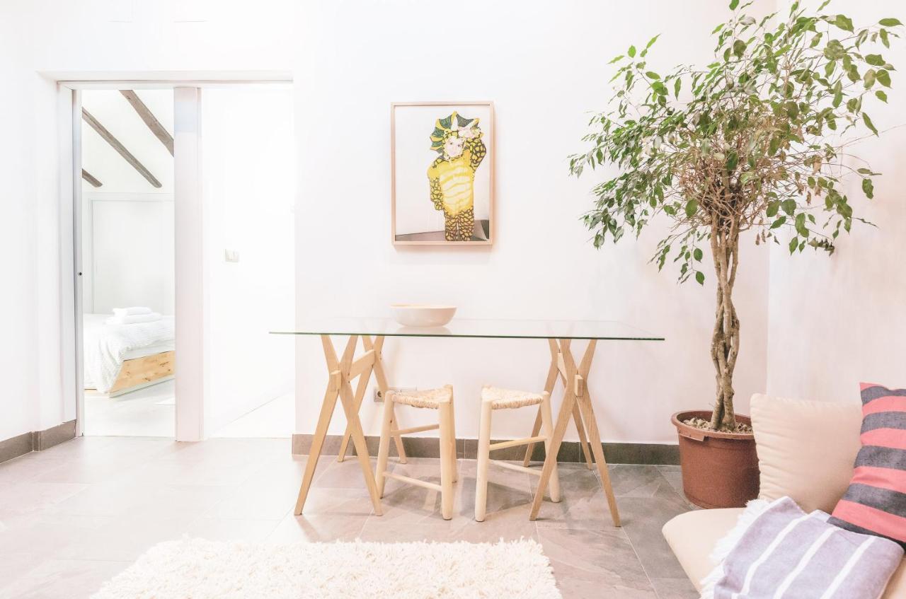 Bohemian 2Bedroom Attic In Lavapies Madrid Exterior photo