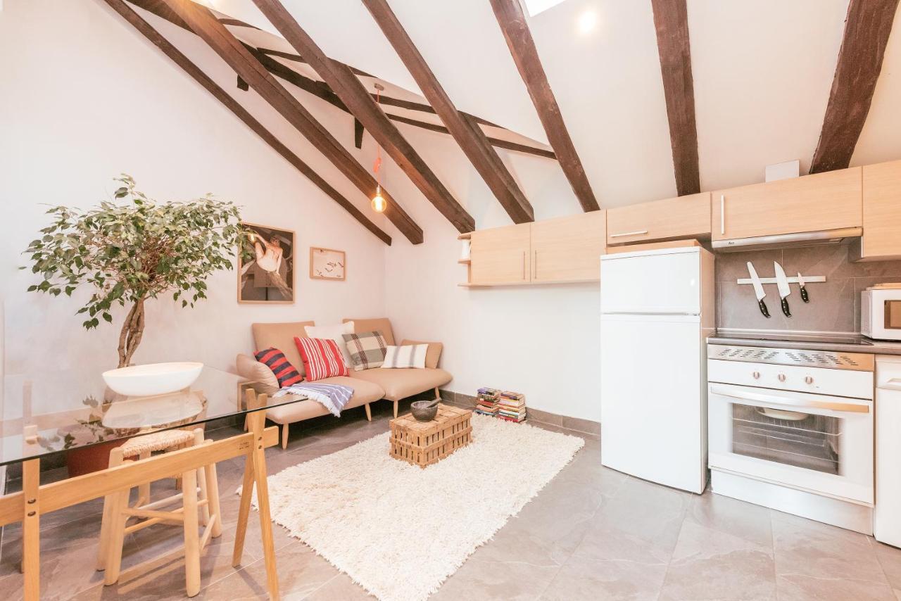 Bohemian 2Bedroom Attic In Lavapies Madrid Exterior photo